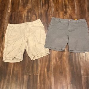Set of 2 cargo shorts men’s 36